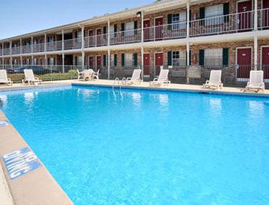 Super 8 By Wyndham West Monroe Hotel Съоръжения снимка